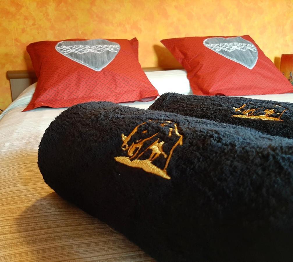 B&B La Locanda Del Cinghiale Aurano Εξωτερικό φωτογραφία